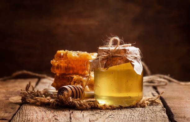 Organic Mountain Honey — மலை தேன் jar and fresh comb